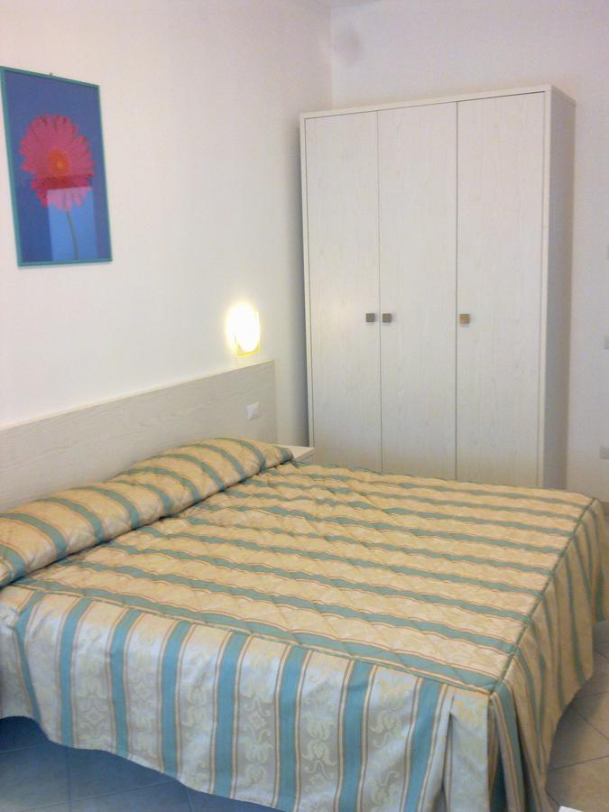 تّشيرفييا Roma Suite Apartments المظهر الخارجي الصورة