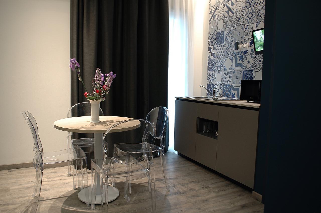 تّشيرفييا Roma Suite Apartments المظهر الخارجي الصورة