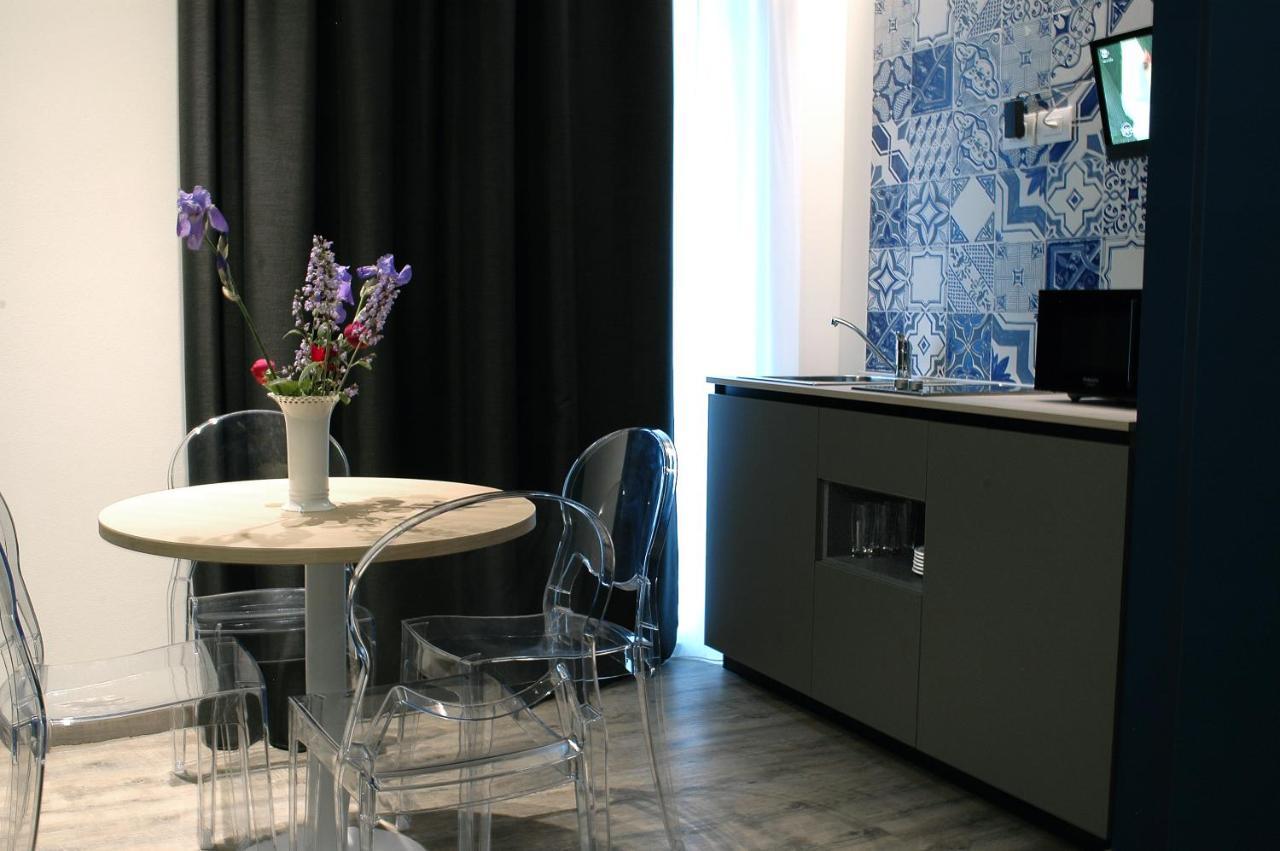 تّشيرفييا Roma Suite Apartments المظهر الخارجي الصورة